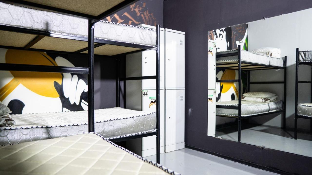 Fox Hostel Αλμάτι Δωμάτιο φωτογραφία
